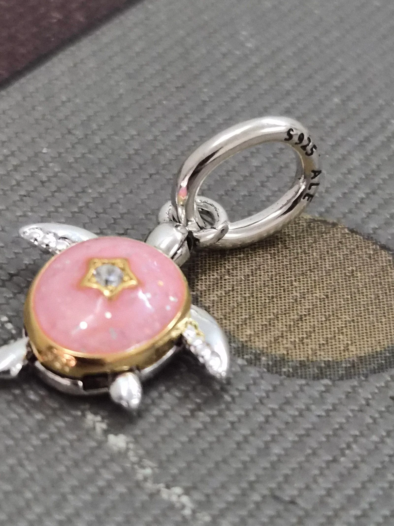 Charm original pandora tortuga rosa
